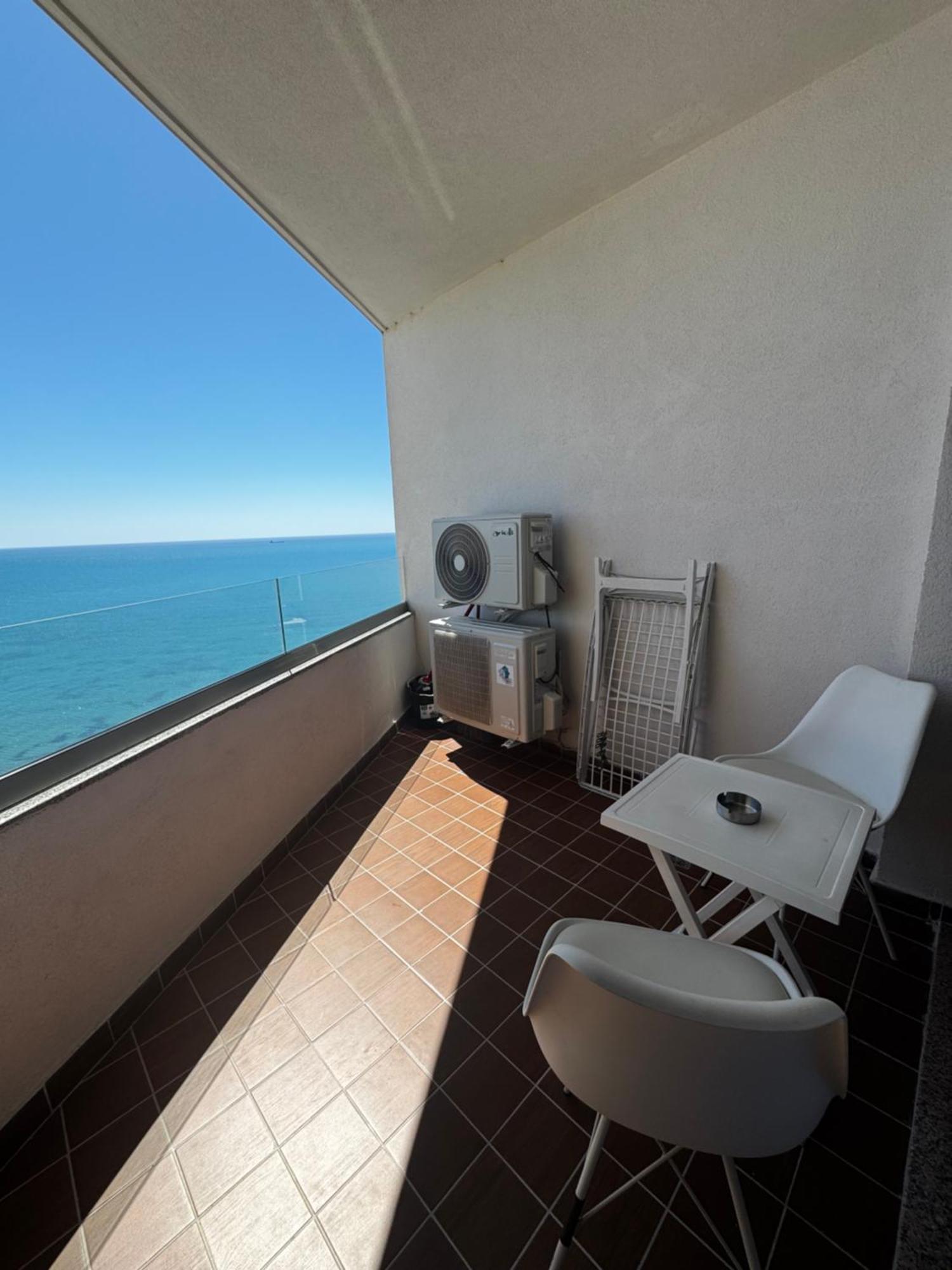 Sky & Sea View Luxury Apartments Durrës Eksteriør billede