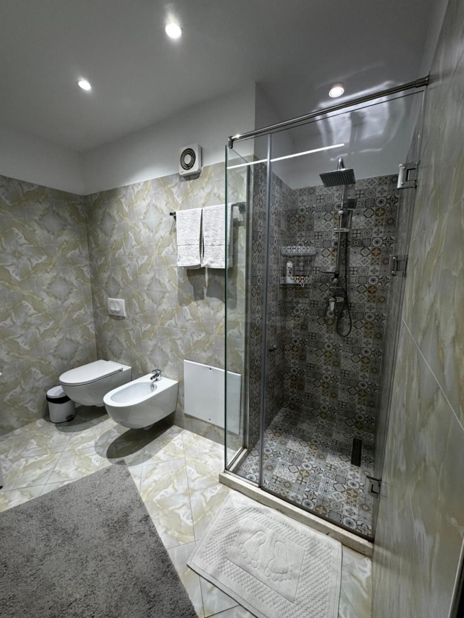 Sky & Sea View Luxury Apartments Durrës Eksteriør billede