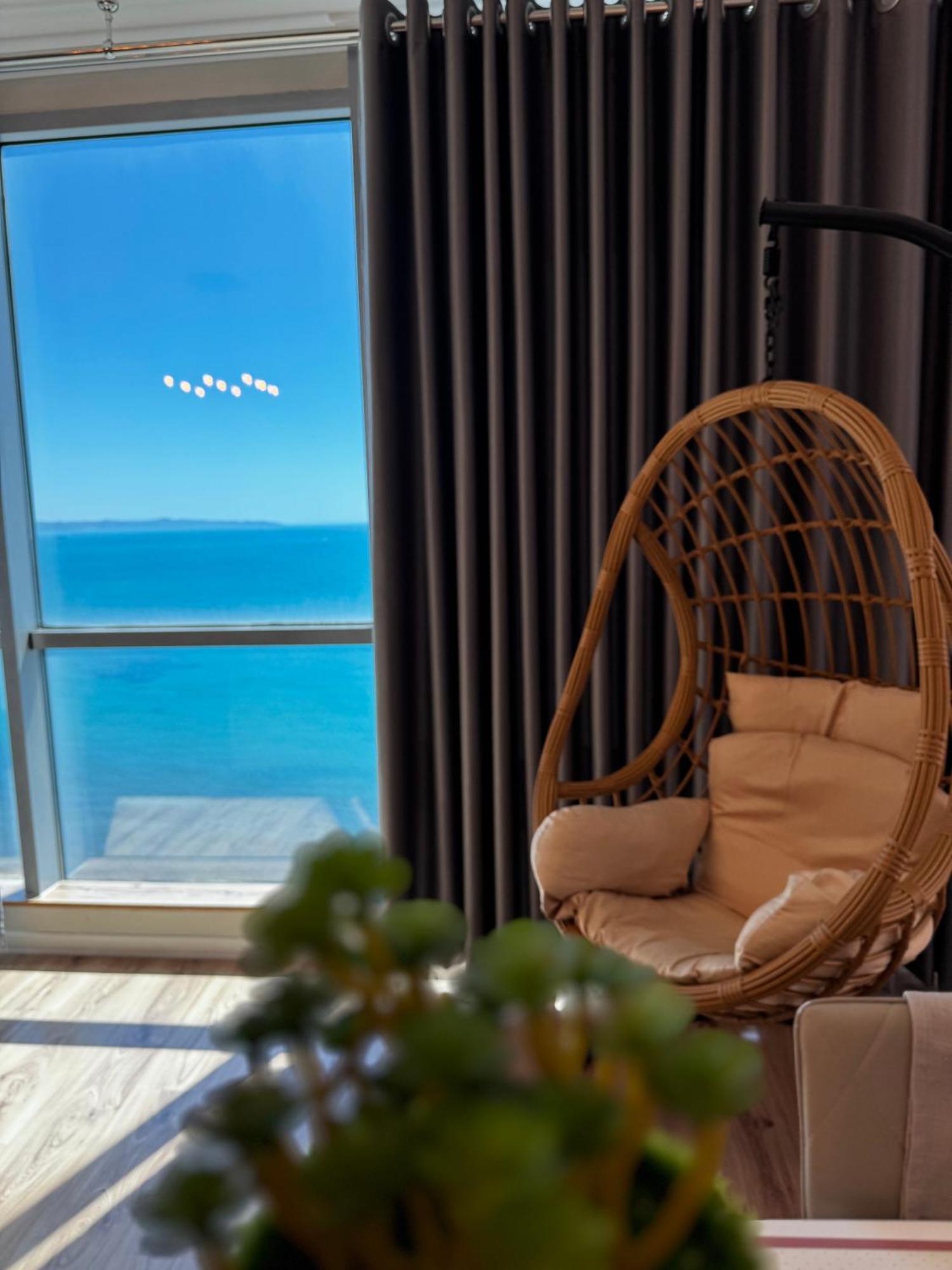 Sky & Sea View Luxury Apartments Durrës Eksteriør billede