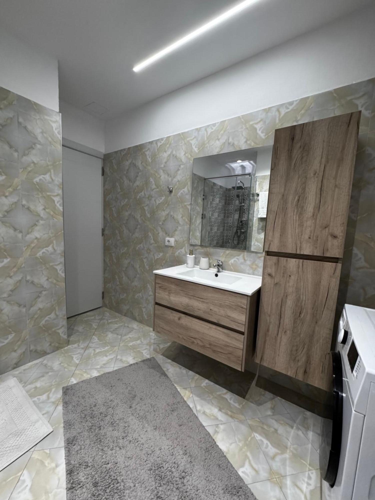 Sky & Sea View Luxury Apartments Durrës Eksteriør billede